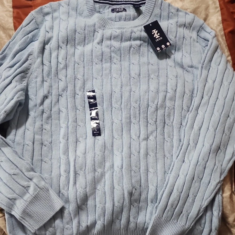 IZOD Men's Sky Blue Cable Knit Crewneck Sweater - Picture 3 of 4
